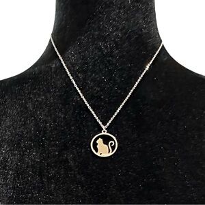 Cat Silhouette Pendant Necklace Silver Tone 18-20 Inch Adjustable Chain